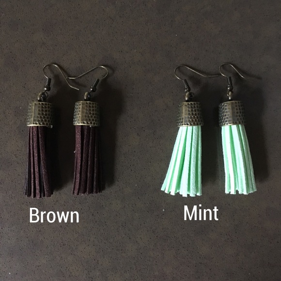 3/$10 Bronze tassel earrings - Picture 3 of 5